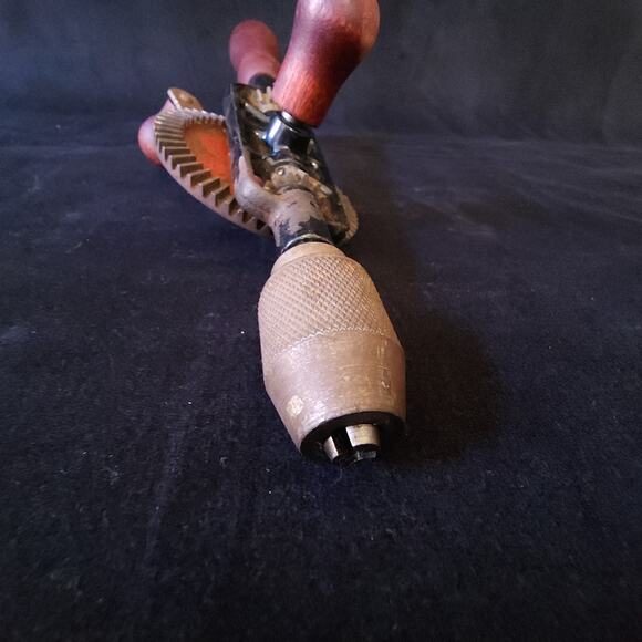 Antique Vintage Millers Falls 77 Single Speed Hand Drill Egg Beater Crack Tool - Picture 8 of 9